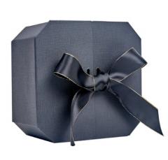 Коробка подарочная восьмиугольная 21*21*12,5 см, черная